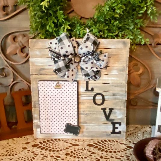 LOVE Picture Holder Wall Hanging